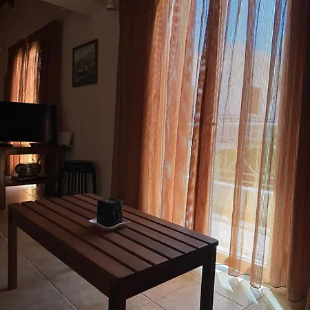 Casa Ero アルゴストリオン