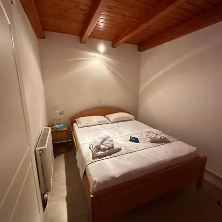Casa Ero アルゴストリオン